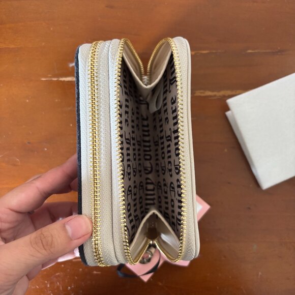 Juicy Couture royal wallet - Picture 4 of 4